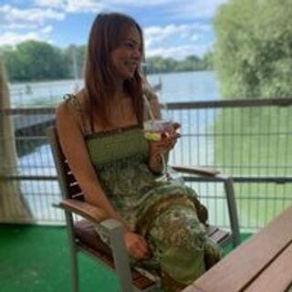 jennesa review thai class