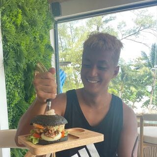 jennesa reviews thai class